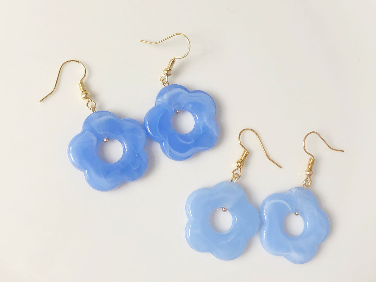 Daisy Flower Earrings | Multiple Colours | Clip On or Stud | Cute Floral Jewelry | Gift for Her | Non Pierced Earrings