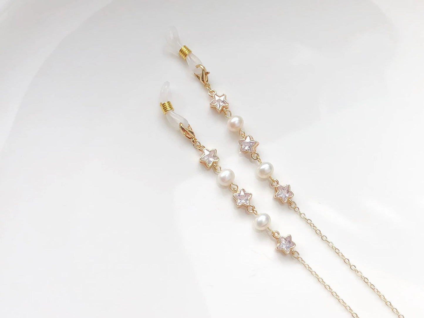 Freshwater pearl and stars glasses chain, Delicate sunglasses chain, Travel essential, gift for mother, Valentines Gift for her, Lanyard