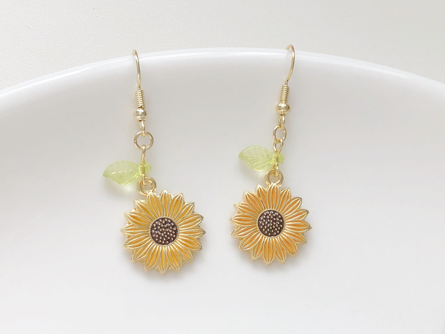 Chic Sunflower Earrings, Gold-Tone with Green Beads, Elegant Floral Jewellery, Spring and Summer Fashion, Unique Gift for Her