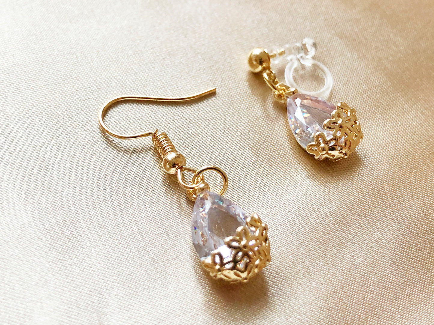 Teardrop Clip On or Stud Earrings | Gold Dangle Jewellery | Elegant Retro Gift for Her | Bridesmaid or Wedding Jewelry