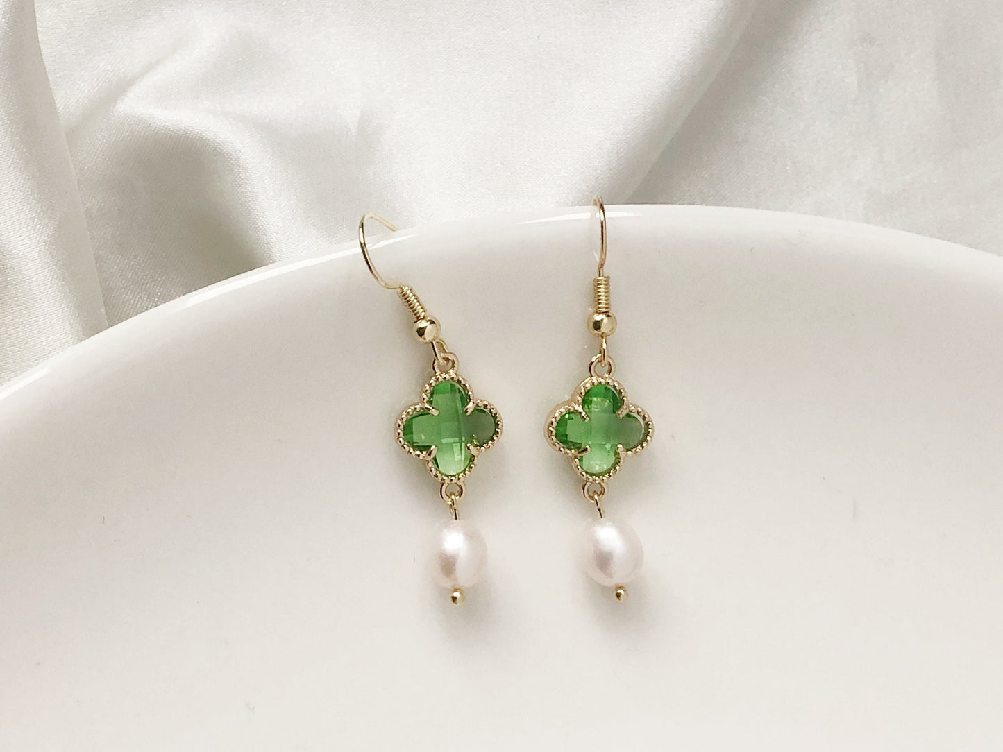 Four Leaf Clover and freshwater pearl earrings, Drop Dangle Earrings, gift for her