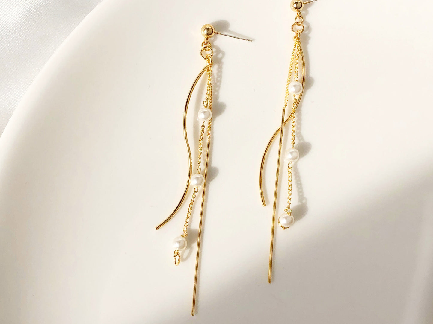 Dainty Gold or Silver Tassel Earrings | Faux Pearl Clip On or Stud | Long Drop Gift for Her | Minimalist Bridesmaid Jewellery