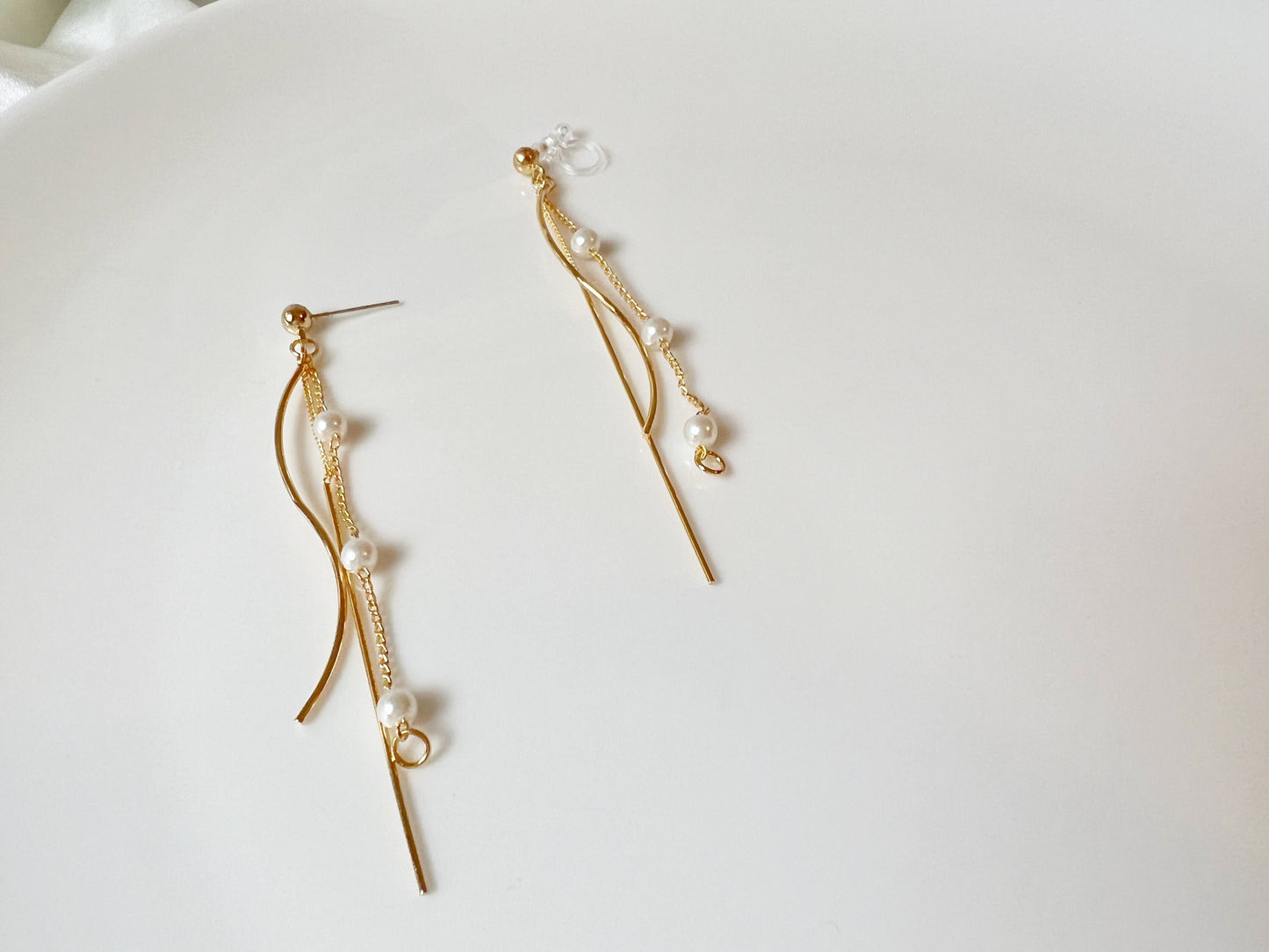 Dainty Gold or Silver Tassel Earrings | Faux Pearl Clip On or Stud | Long Drop Gift for Her | Minimalist Bridesmaid Jewellery