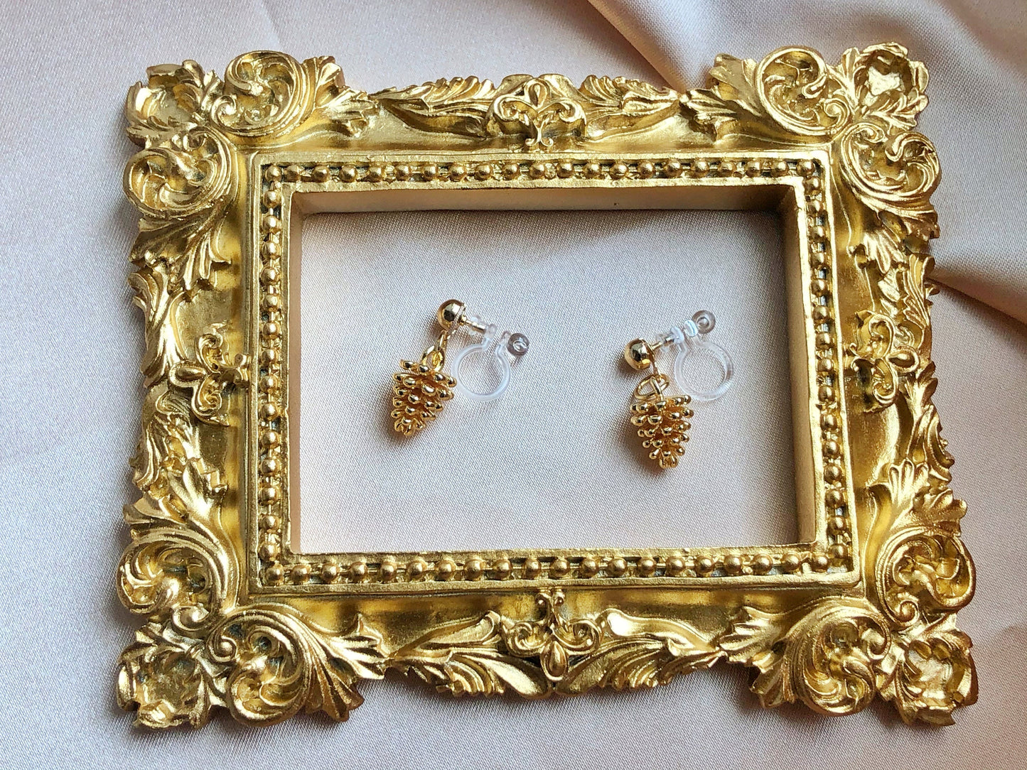 Pinecone clip on/ hook Earrings, Gold plated Dainty dangle pendant, Gift for her