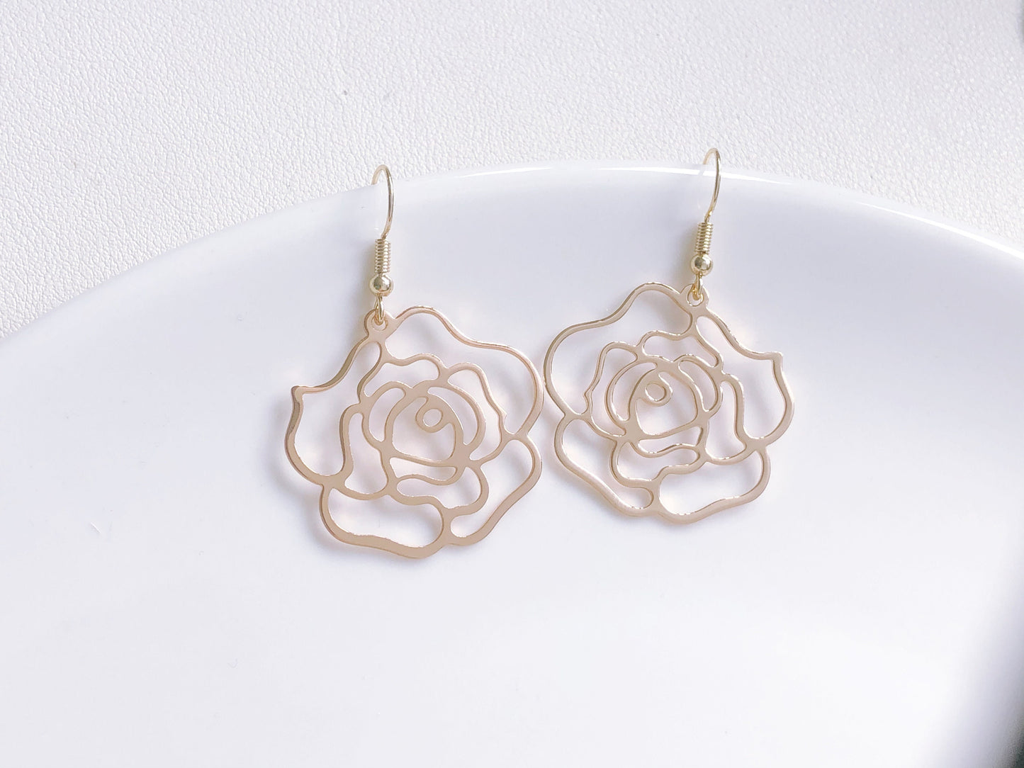 Gold Hollow out Rose stud/ clip on Earrings, Hollow Flower Statement Drop Charm Pendants