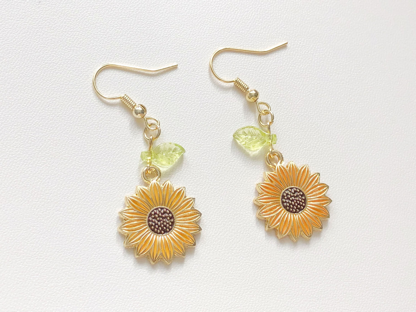 Chic Sunflower Earrings, Gold-Tone with Green Beads, Elegant Floral Jewellery, Spring and Summer Fashion, Unique Gift for Her