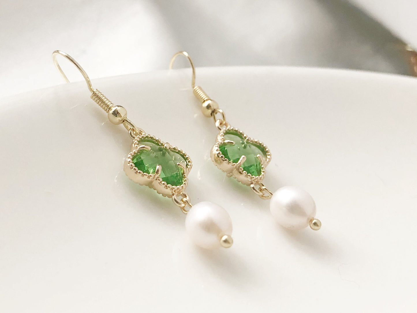 Four Leaf Clover and freshwater pearl earrings, Drop Dangle Earrings, gift for her