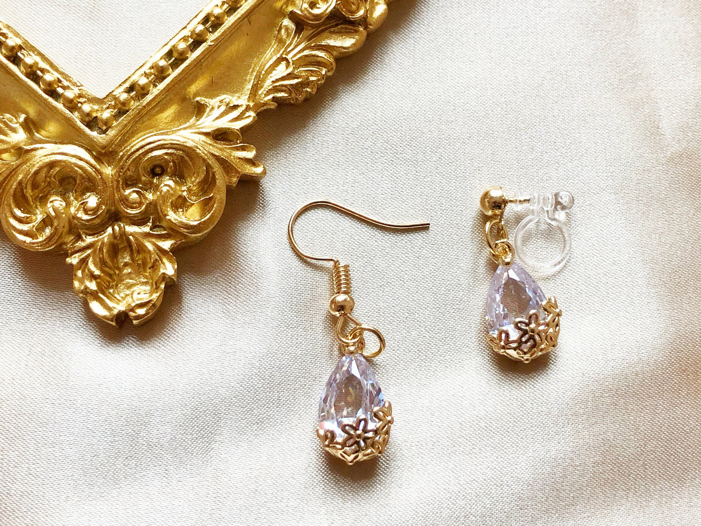 Teardrop Clip On or Stud Earrings | Gold Dangle Jewellery | Elegant Retro Gift for Her | Bridesmaid or Wedding Jewelry