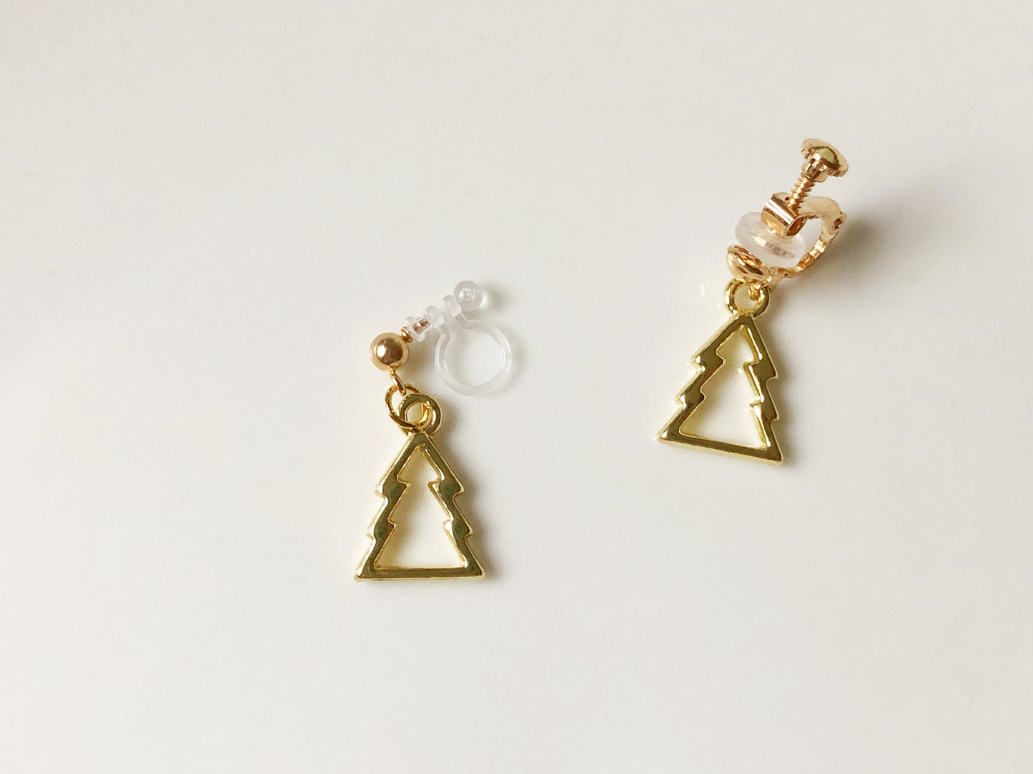 Gold Metal Christmas Tree Earrings Holiday Festive Jewellery Minimalist Geometric Winter Accessory Cute Xmas Dangle Earrings Gift for Her