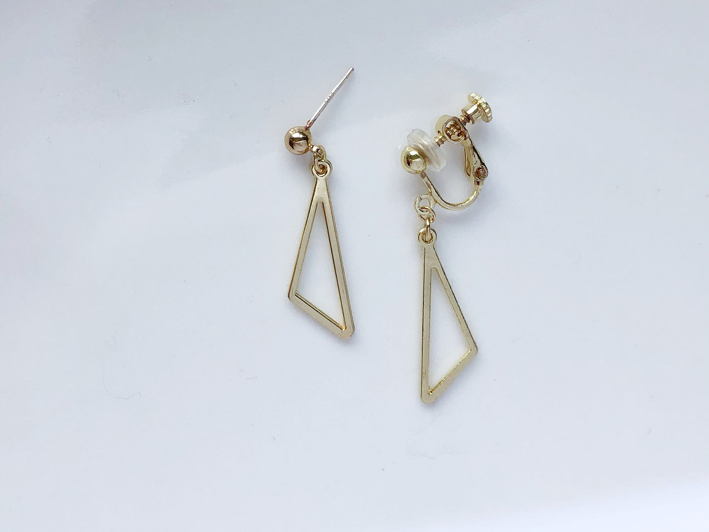 Dainty Gold Triangle Earrings, Geometric Drop Earrings, Minimalist Jewellery, Everyday Earrings, Elegant Gift for Her