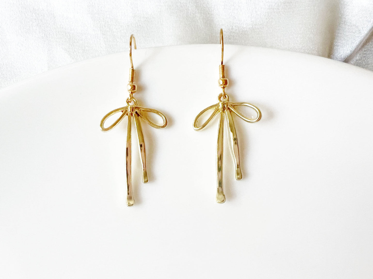 Gold Bow Earrings | Vintage Style Clip On, Stud or Hook Options | Dainty Gift for Her | Bridesmaid Jewellery | Elegant Everyday Earrings