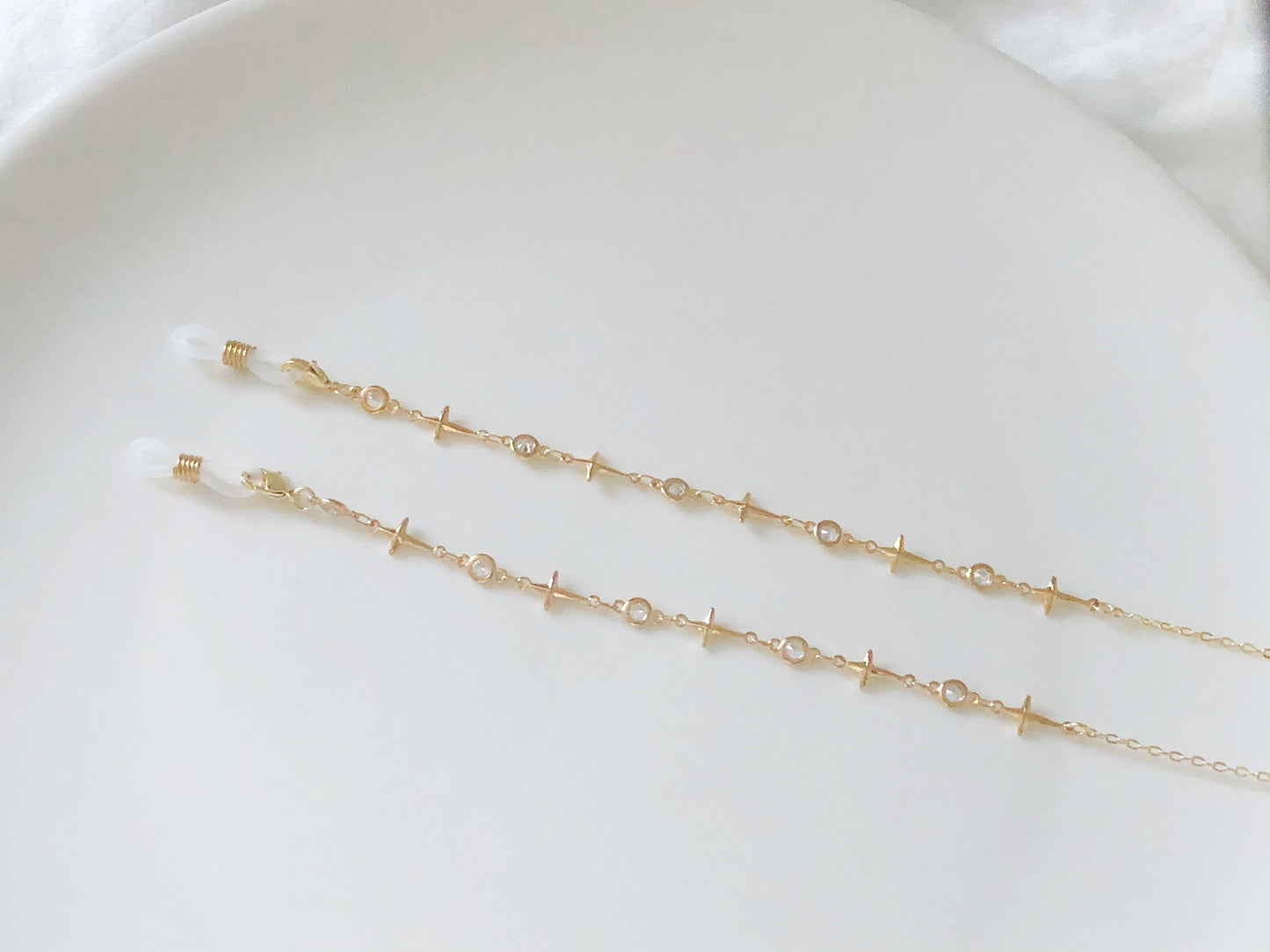 Dainty gold Zirconia crossing star glasses chain, Delicate sunglasses chain, Travel essential, Valentines Gift for her Lanyard