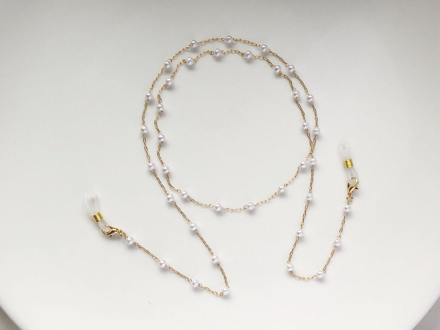 Dainty faux pearl glasses chain, Delicate sunglasses chain, Travel essential, gift for mother, Valentines Gift for her, Lanyard