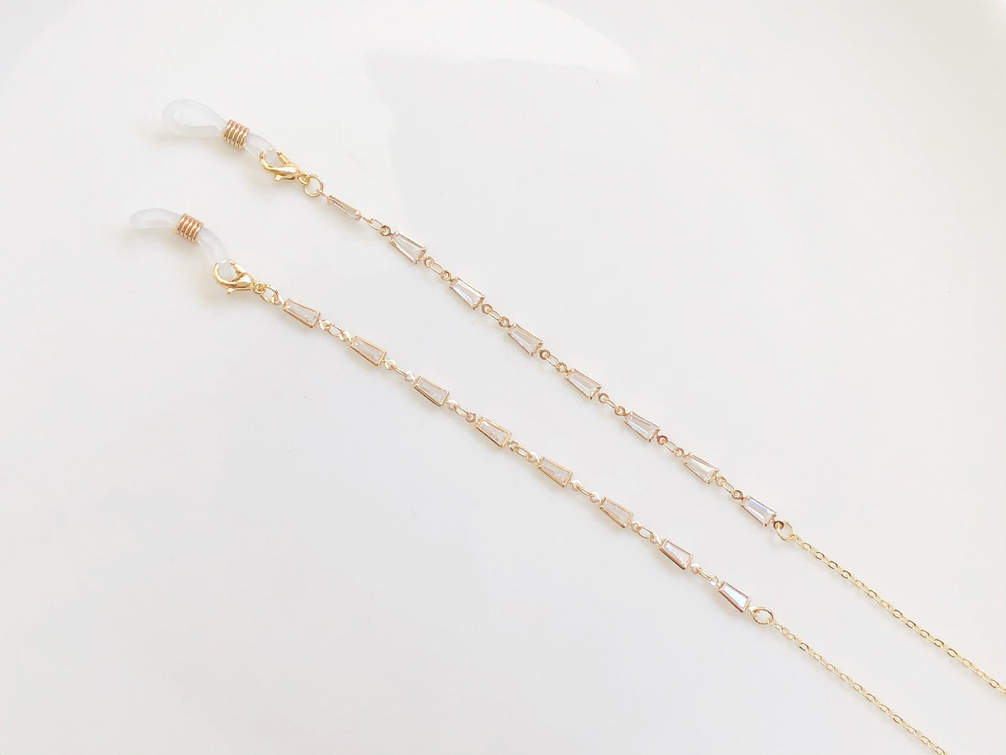 Dainty clear trapezoid Zirconia glasses chain, Delicate sunglasses chain, Travel essential, gift for mother, Valentine gift for her, Lanyard