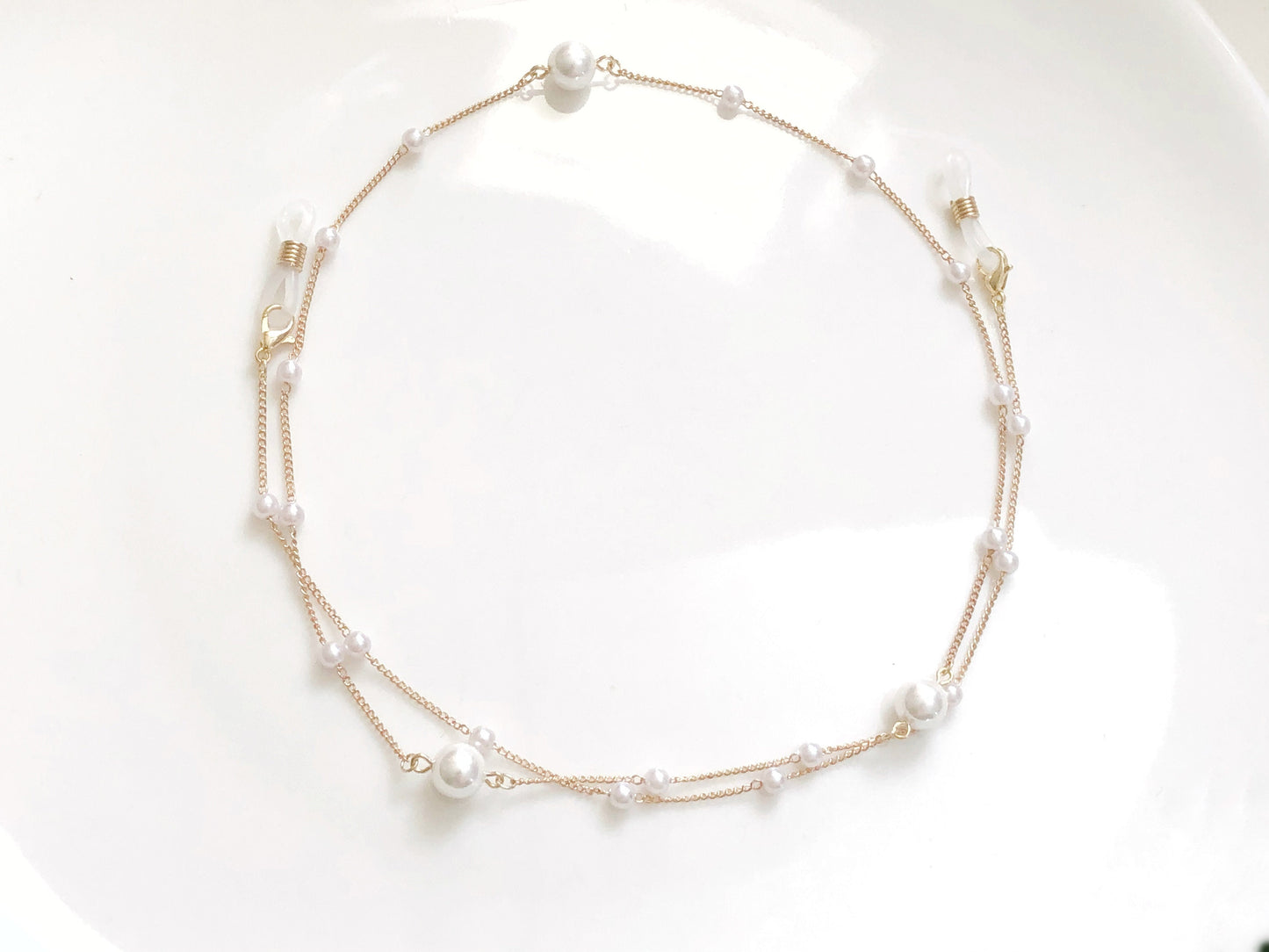 Faux Pearl Eyeglass Chain Gold Metal Glasses Holder Necklace Sunglasses Strap Minimalist Beaded Eyewear Accessories Gift for Women