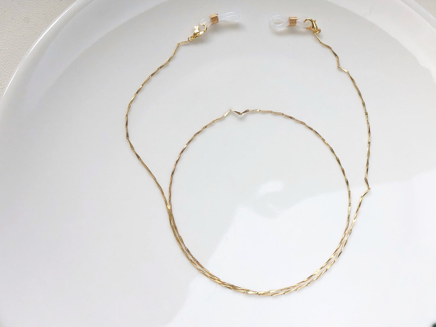 Dainty Minimalist glasses chain, Delicate sunglasses chain, Travel essential, gift for mother, Valentines Gift for her, Lanyard