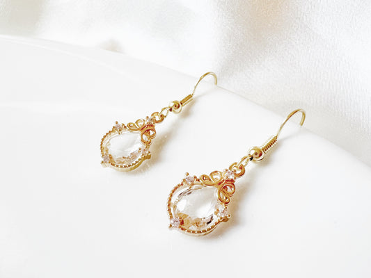 Dainty Teardrop Earrings, Waterdrop Delicate dangle pendant, Gift for her
