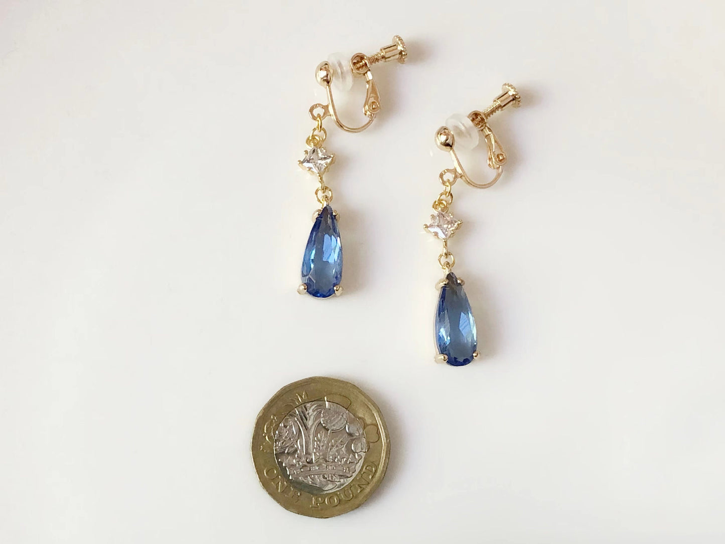 Teardrop Earrings, waterdrop delicate earring, elegant dangle pendant, Gift for her