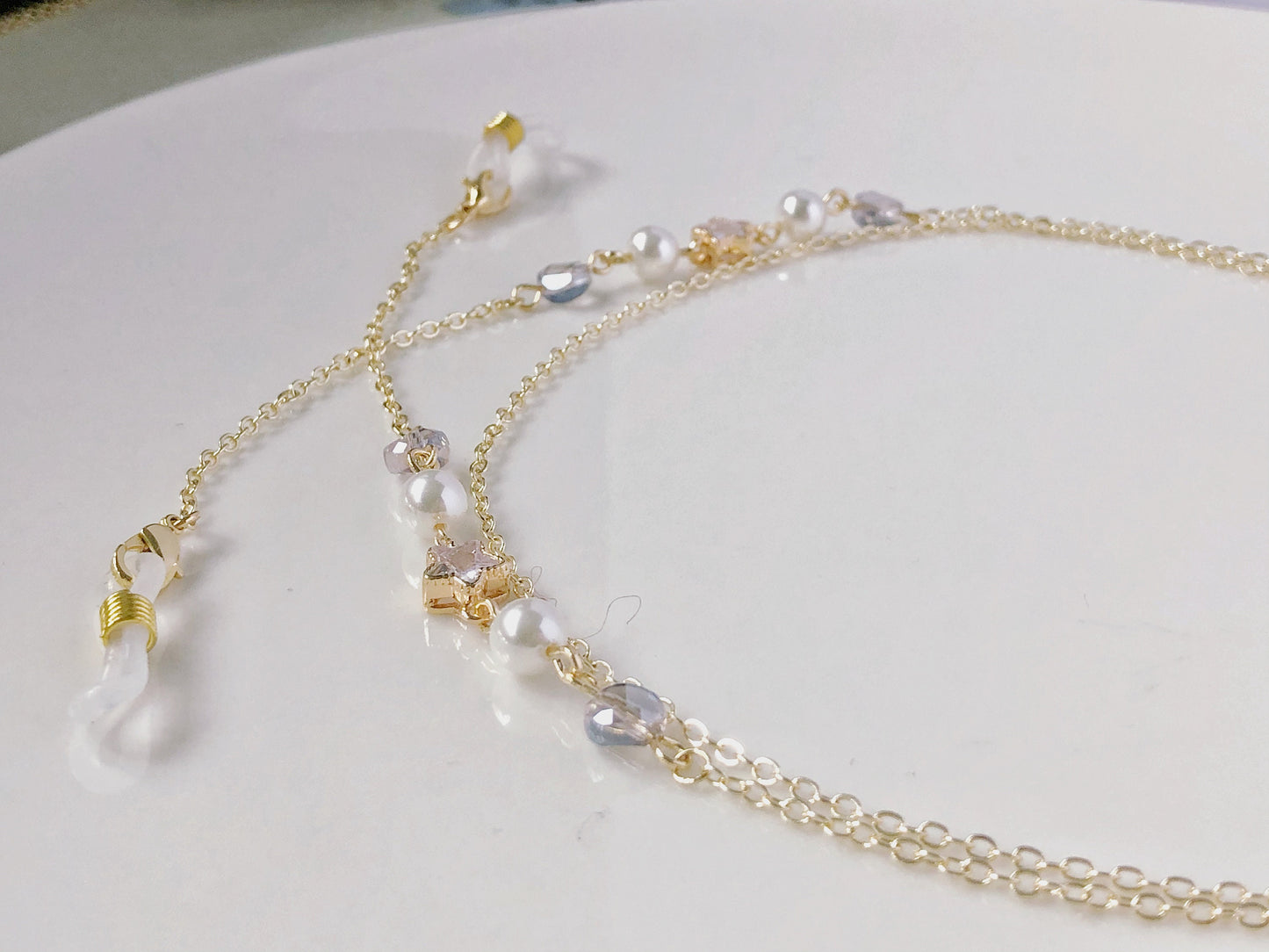 Zirconia stars and faux pearl glasses chain, Delicate sunglasses chain, Travel essential, gift for mother, Valentines Gift for her, Lanyard