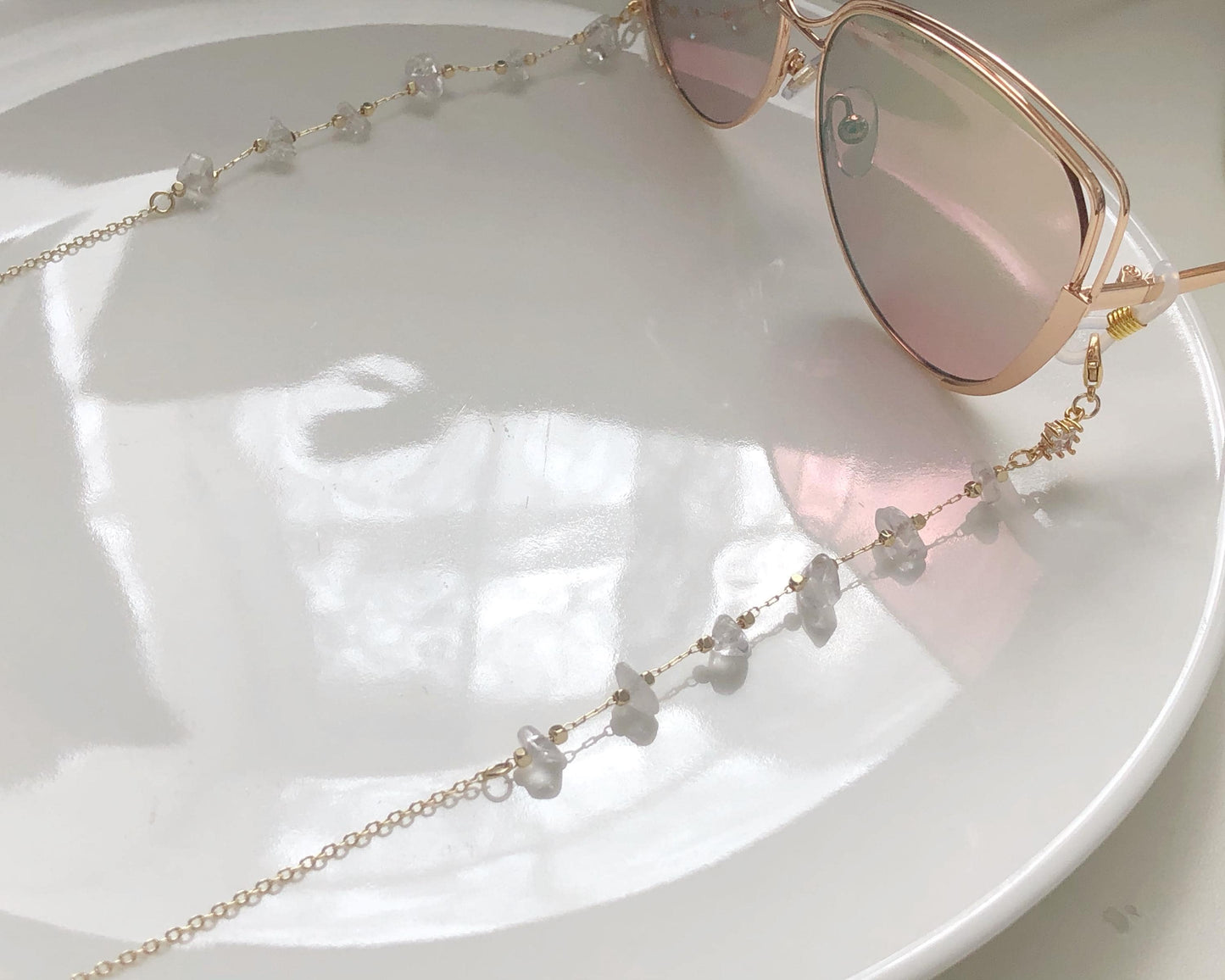 Dainty colourful quartz glasses chain, Delicate sunglasses chain, Travel essential, gift for mother, Valentines Gift for her, Lanyard