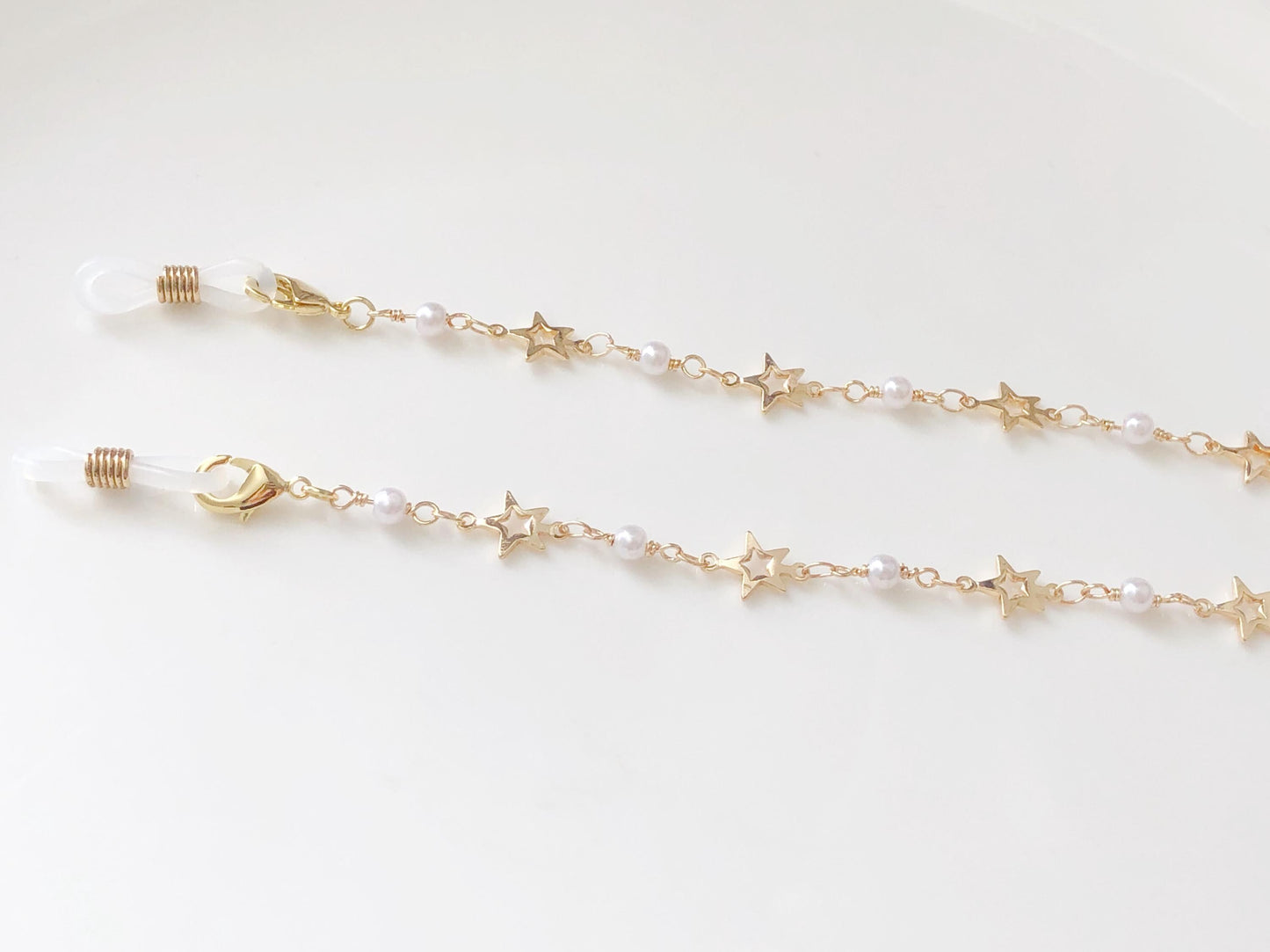 Dainty star faux pearl glasses chain, Delicate sunglasses chain, Travel essential, gift for mother, Valentines Gift for her, Lanyard