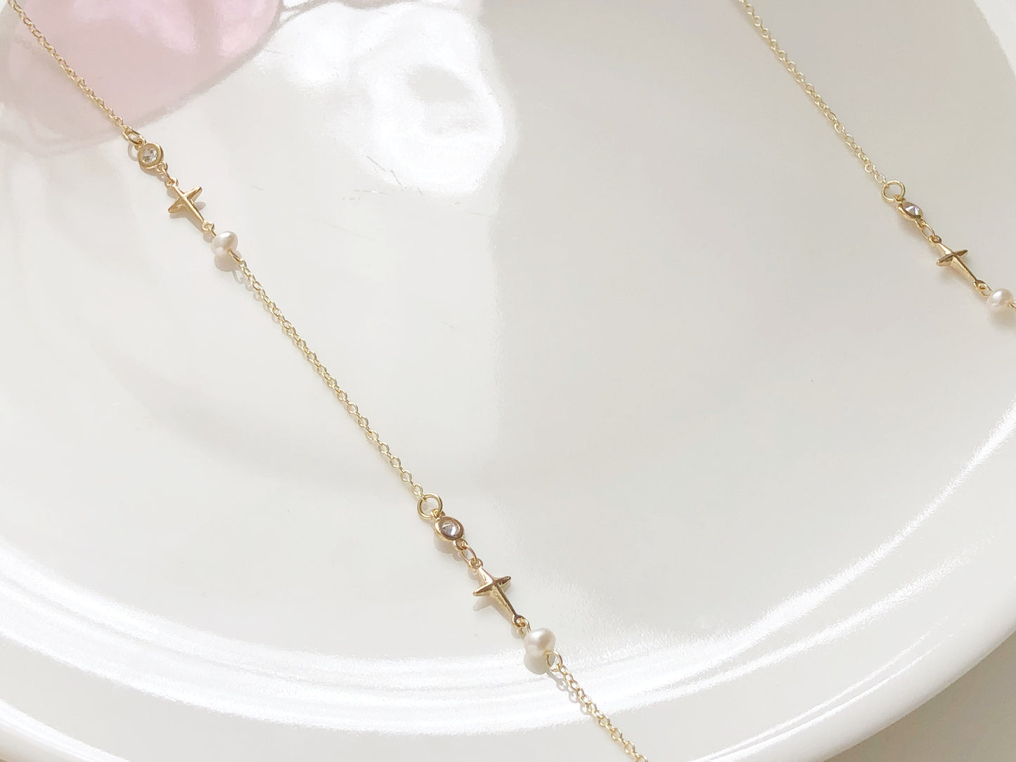 Dainty gold Zirconia crossing star glasses chain, Delicate sunglasses chain, Travel essential, Valentines Gift for her Lanyard