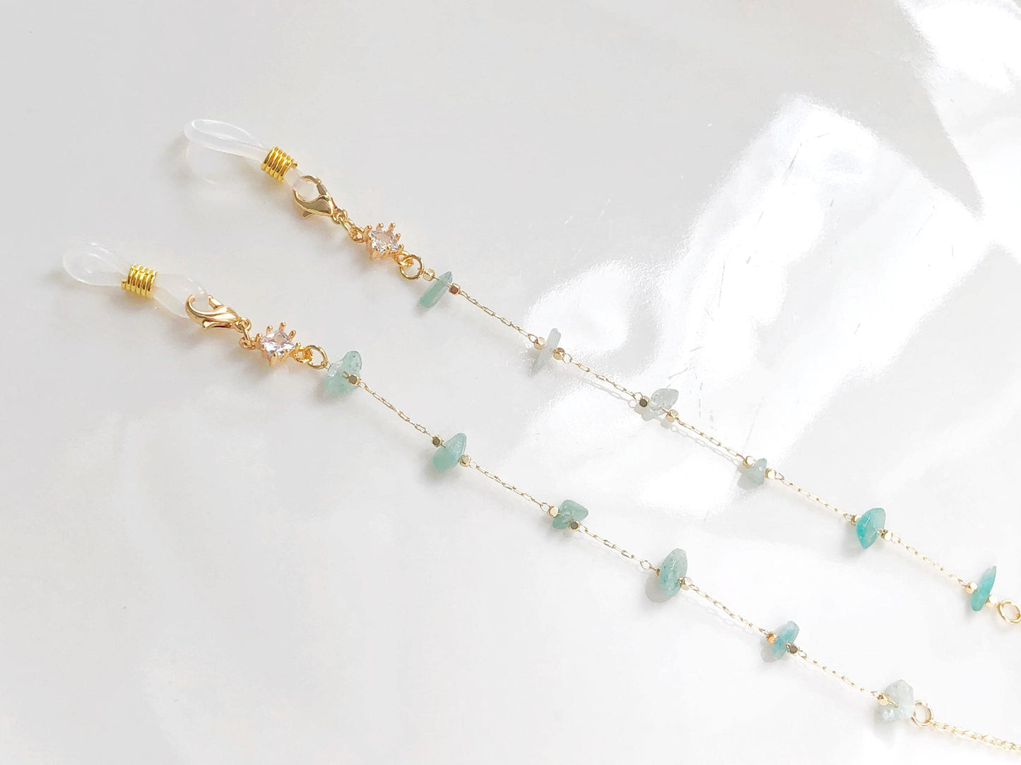 Dainty colourful quartz glasses chain, Delicate sunglasses chain, Travel essential, gift for mother, Valentines Gift for her, Lanyard