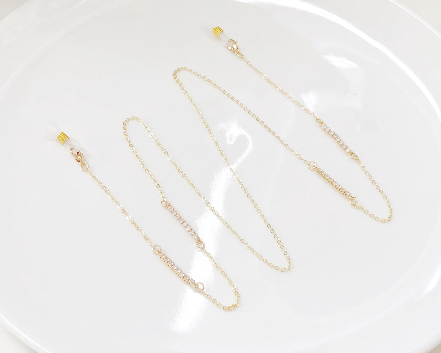 Gold Metal Glasses Chain Eyewear Holder Sunglass Strap Minimalist Eyeglass Necklace Beaded Spectacles Lanyard Jewellery Gift for Women