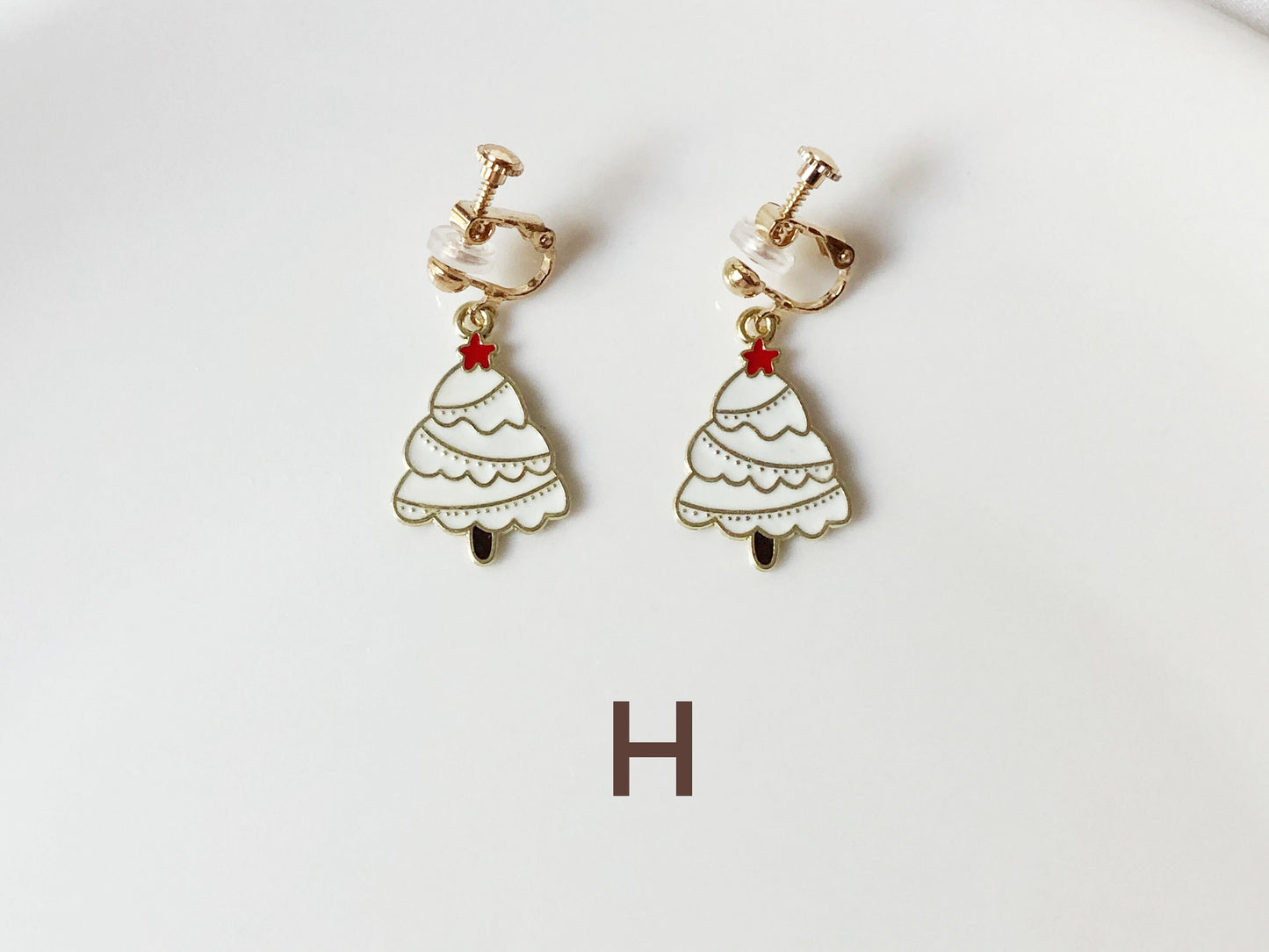 Christmas Earrings Gift for Her Pierced or Non Pierced Ears Holiday Jewellery Xmas Tree Reindeer Wreath Present Bag Stocking Filler