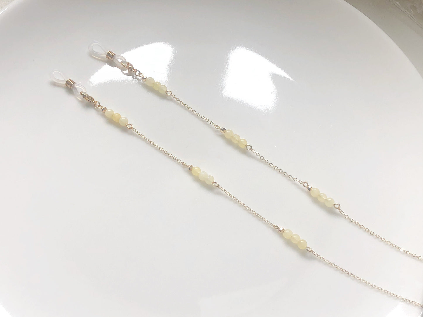 Quartz Beaded Eyeglass Chain Gold Metal Glasses Holder Necklace White Crystal Sunglasses Strap Minimalist Eyewear Accessories Gift, Lanyard