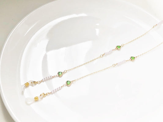Green Heart Glasses Chain with Faux Pearls, Elegant Metal Eyewear Chain Holder for Women, Cute Sunglasses Strap Jewellery Gift for Her