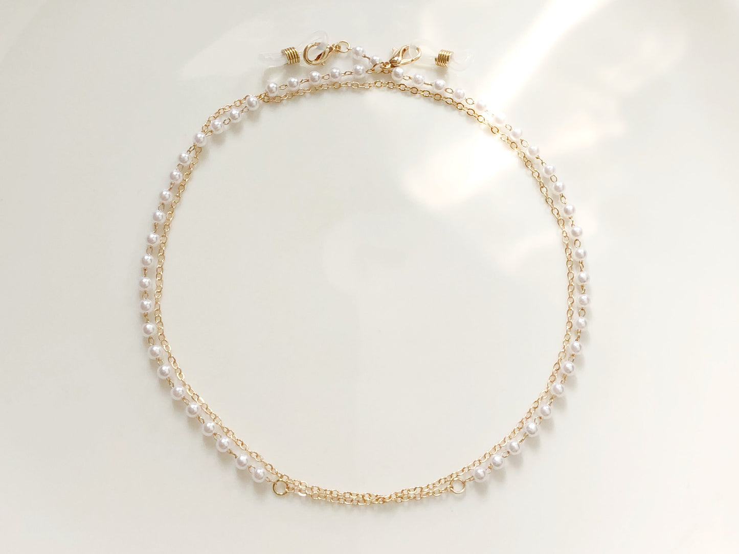 Dainty faux pearl glasses chain, Delicate sunglasses chain, Travel essential, gift for mother, Valentines Gift for her, Lanyard