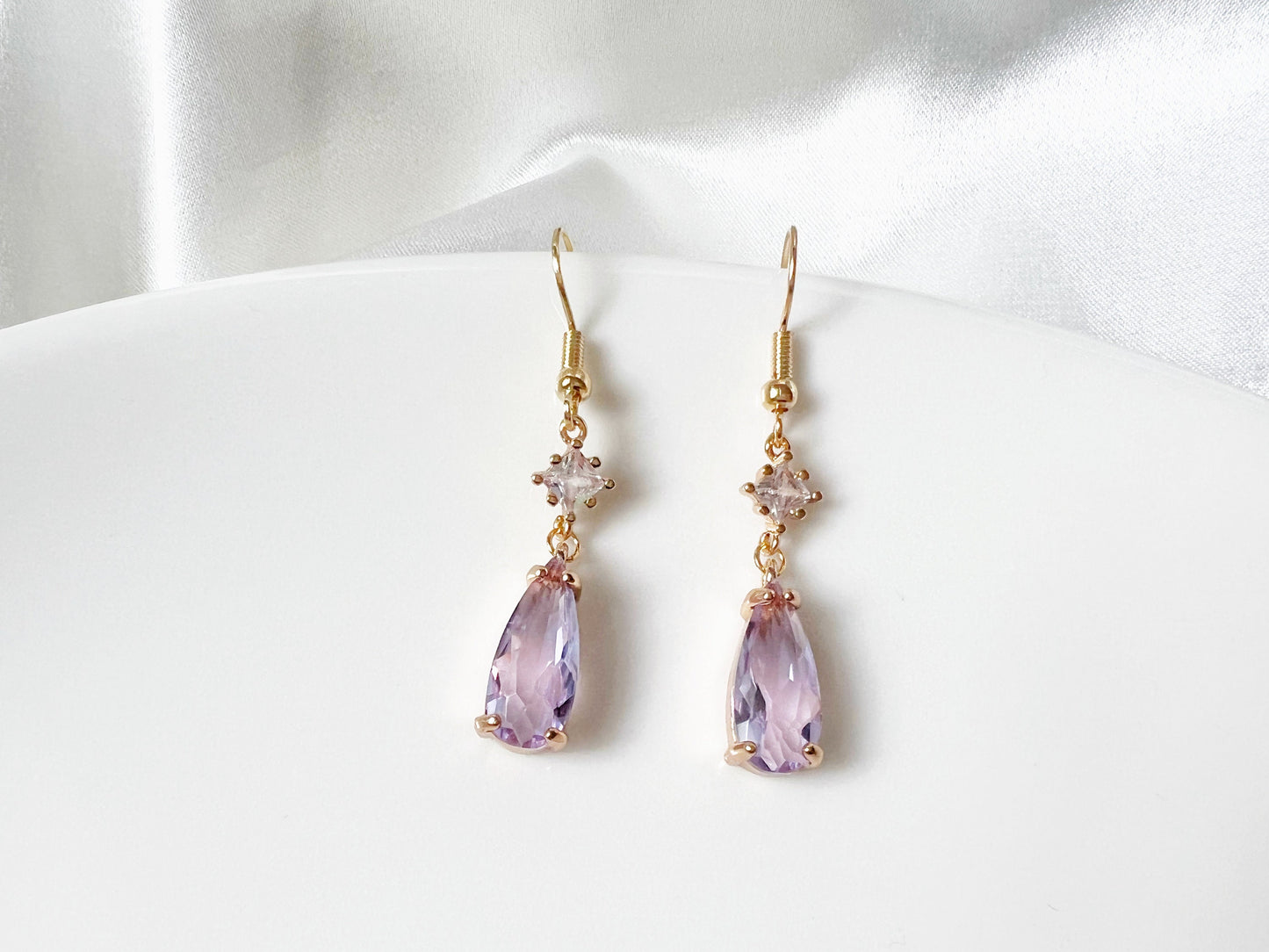 Teardrop Earrings, waterdrop delicate earring, elegant dangle pendant, Gift for her