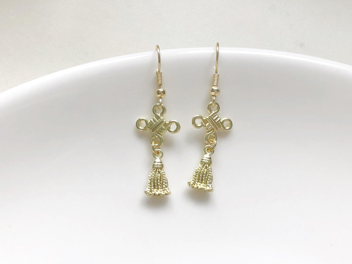 Traditional Chinese Knot Earrings in Gold or Red | Ear Wire, Hook, Clip-on  earrings, Handmade Asian Jewellery, gift for her