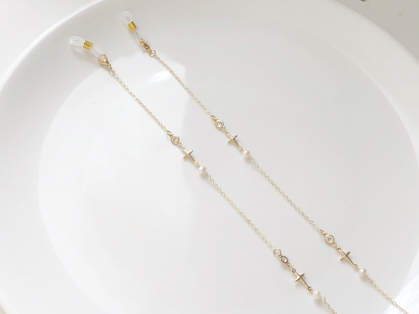 Dainty gold Zirconia crossing star glasses chain, Delicate sunglasses chain, Travel essential, Valentines Gift for her Lanyard