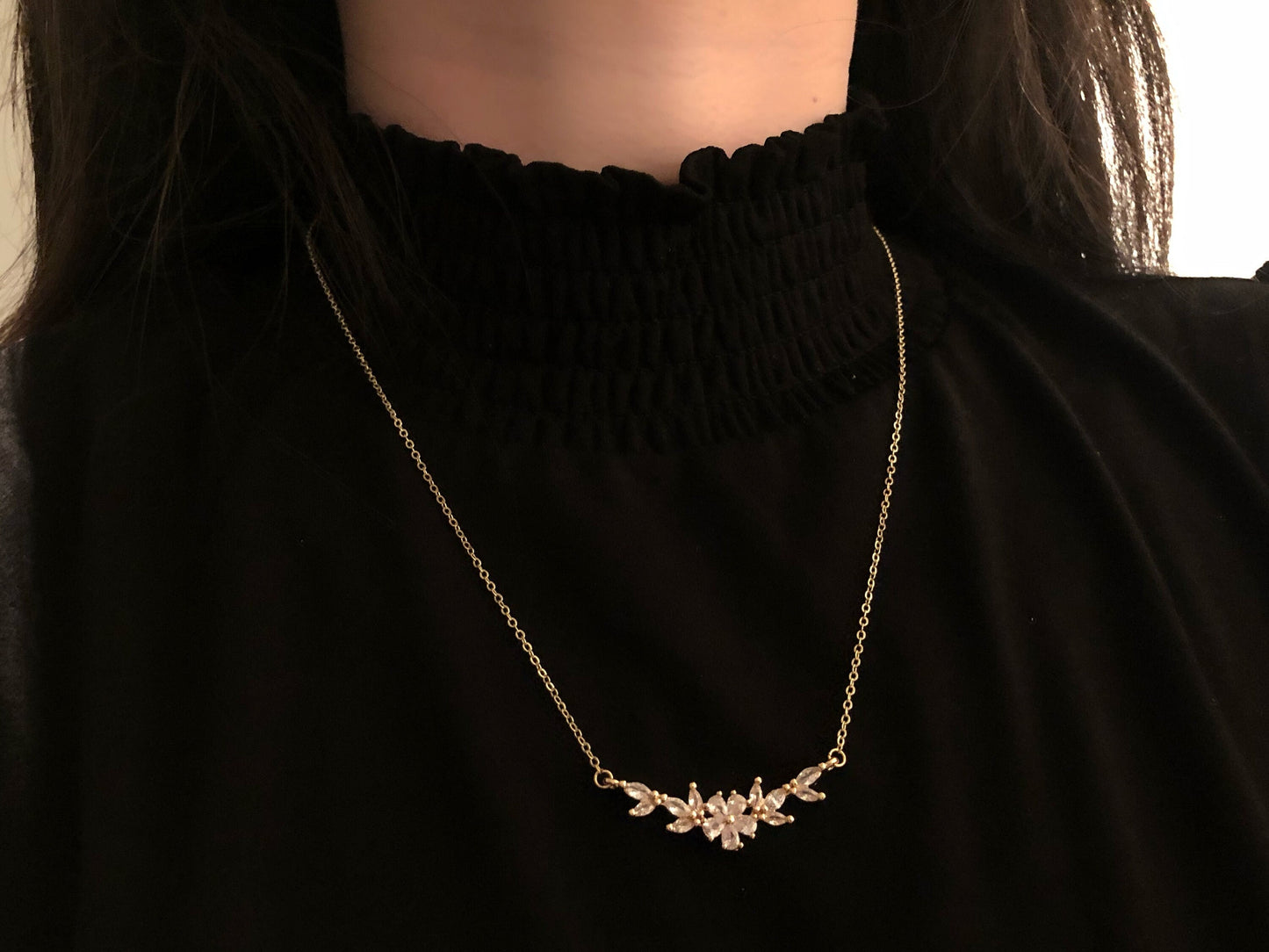 Flower Necklace Zircon Pendant Dainty Leaf Jewellery Elegant Floral Necklace Christmas Gift for her Women Girls Birthday Anniversary