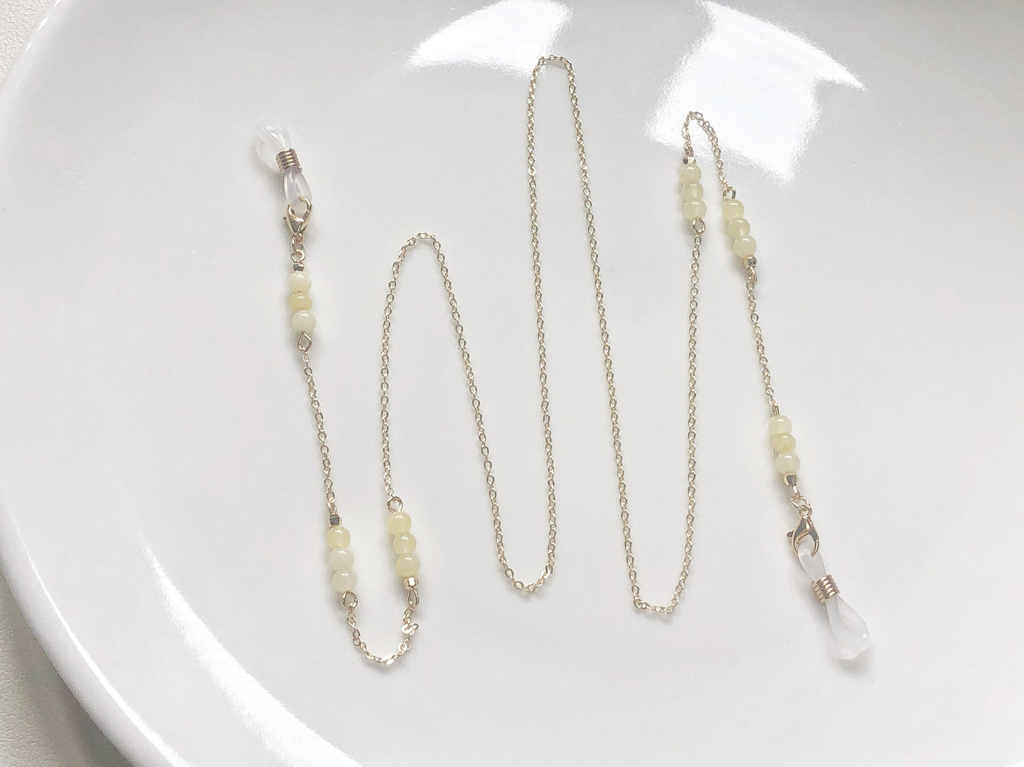 Quartz Beaded Eyeglass Chain Gold Metal Glasses Holder Necklace White Crystal Sunglasses Strap Minimalist Eyewear Accessories Gift, Lanyard