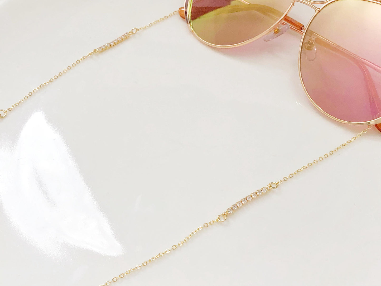 Gold Metal Glasses Chain Eyewear Holder Sunglass Strap Minimalist Eyeglass Necklace Beaded Spectacles Lanyard Jewellery Gift for Women