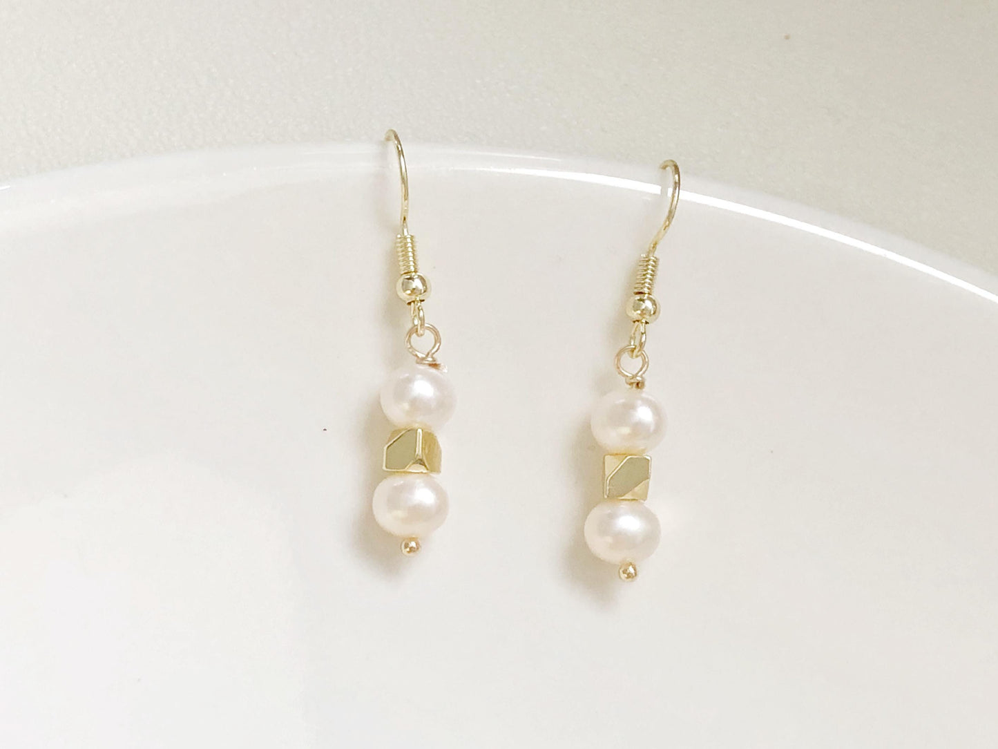 Freshwater Pearl Earrings Dainty Minimalist Drop Jewellery Elegant Everyday Gift for Her Simple Pearl Dangle Earrings Clip On Hook Stud